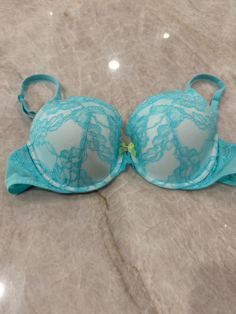 Victoria Secret Body by Victoria Lined Perfect Coverage Turquoise Lace Bra 36C